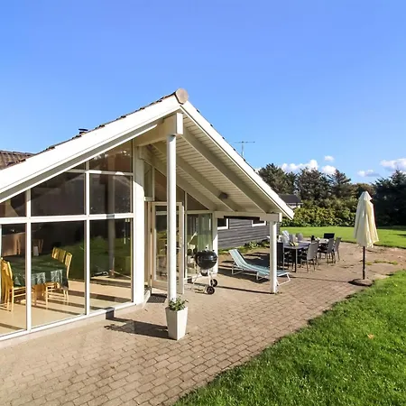 Tonje - 600m From The Sea By Interhome Løkken
